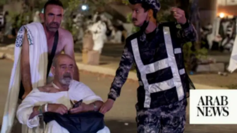 First-Time Hajj Workers Discover the Pilgrimage from Behind the Scenes