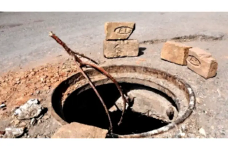 Five-Year-Old Boy Dies After Falling Into Uncovered Manhole in Lahore