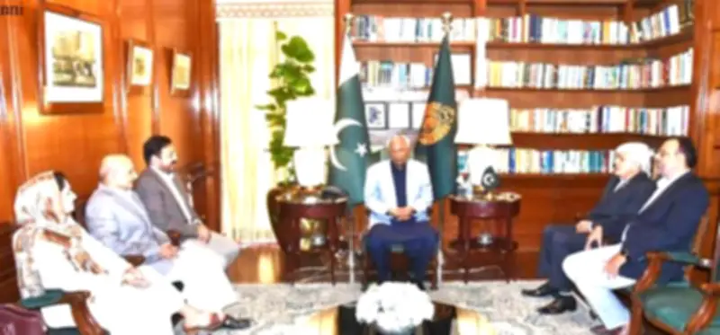 Governor Sindh Stresses Importance of Responsible Journalism for Society