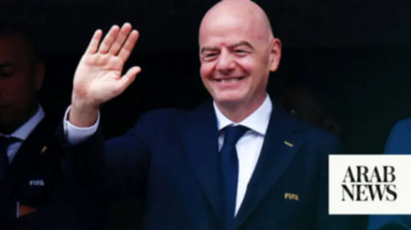Infantino Defends World Cup Hydration Breaks as Purely Sporting