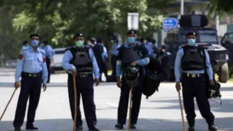 Interior Ministry Reviews GB Request for 1,000 Police for Elections