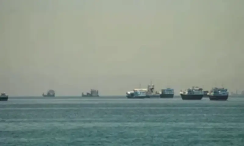 Iran Strikes US-Linked Targets in Retaliation for US Airstrikes