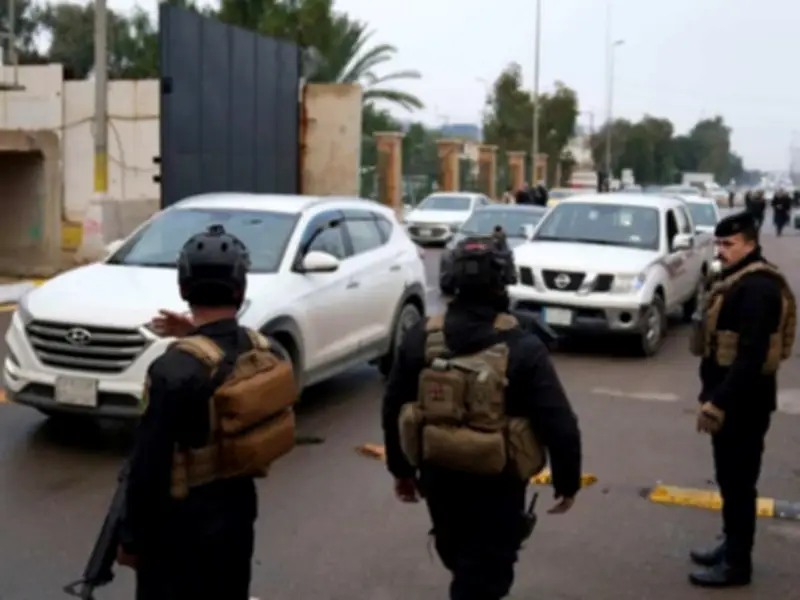 Iraqi forces raid Green Zone to arrest officials over corruption