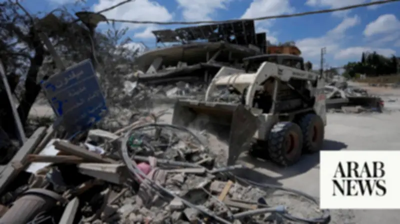 Israeli Gunfire Kills One in South Lebanon Despite Ceasefire