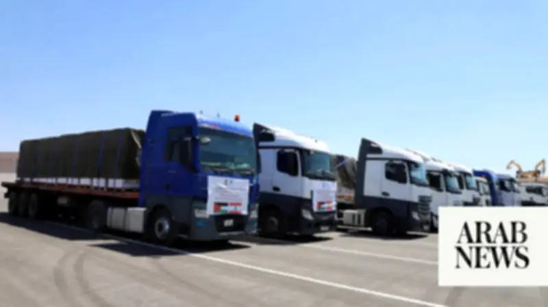 Jordan Sends 20 Trucks of Humanitarian Relief to Lebanon