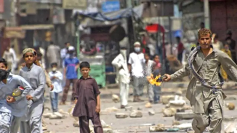 Lyari River Shapes Karachi's Urban Divide and Social History