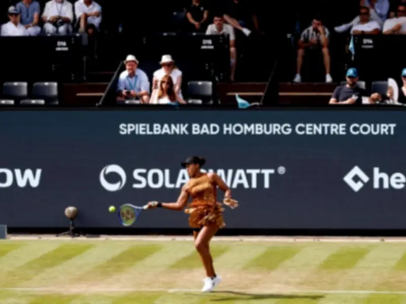 Naomi Osaka battles heat to reach Bad Homburg quarterfinals