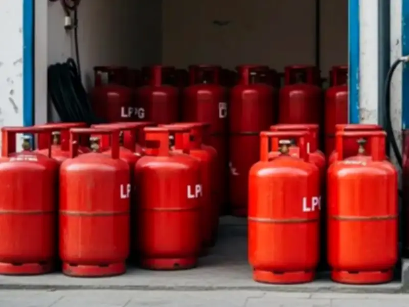 OGRA hikes LPG price by Rs58.51 per 11.8kg cylinder for June 2026