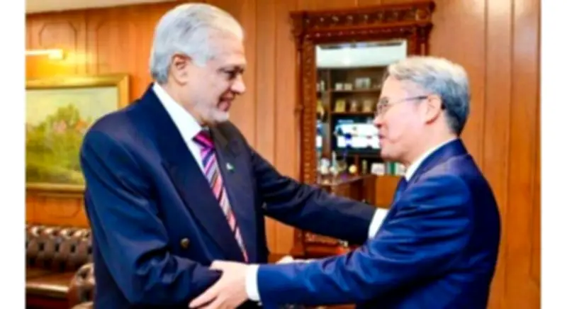 Pakistan, China Vow to Deepen Strategic Cooperation for Regional Peace