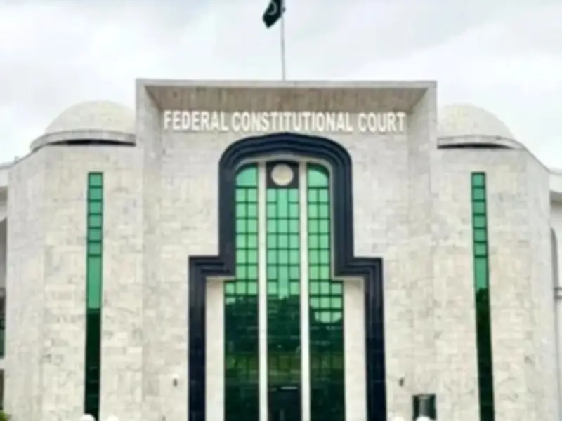 Pakistan court voids caretaker appointments, upholds termination law