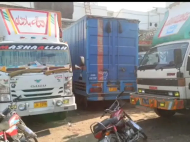 Pakistan Goods Transport Slashes Freight Charges by 15% After Fuel Price Cut