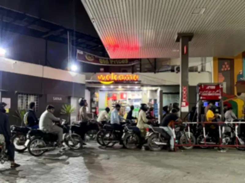 Pakistan Government Slashes Petrol Price by Rs4, Diesel Unchanged