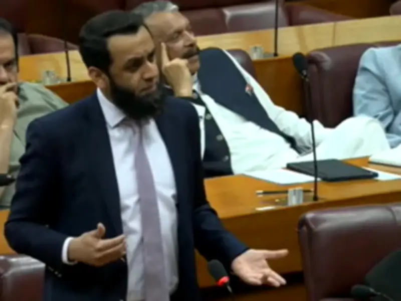 Pakistan Info Minister Defends Budget as Relief for Salaried Class