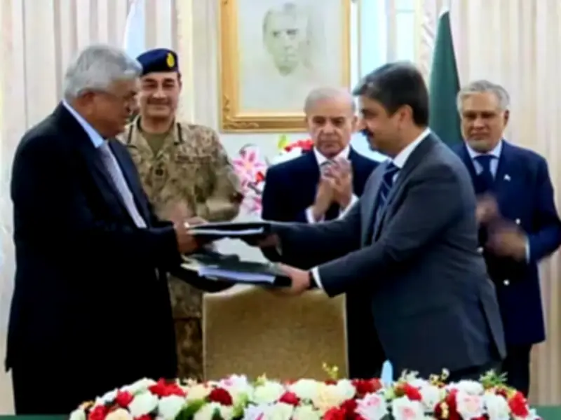 PIA Transitions to Arif Habib Consortium Management with Rs125B Injection