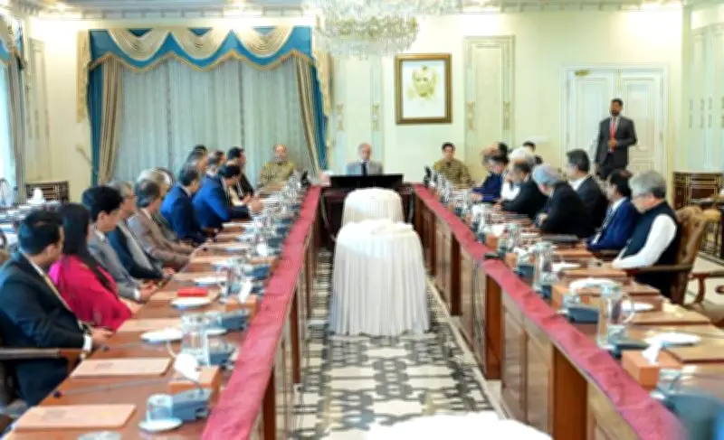 PM Shehbaz Sharif Praises Economic Team for Relief-Focused Federal Budget 2026-27