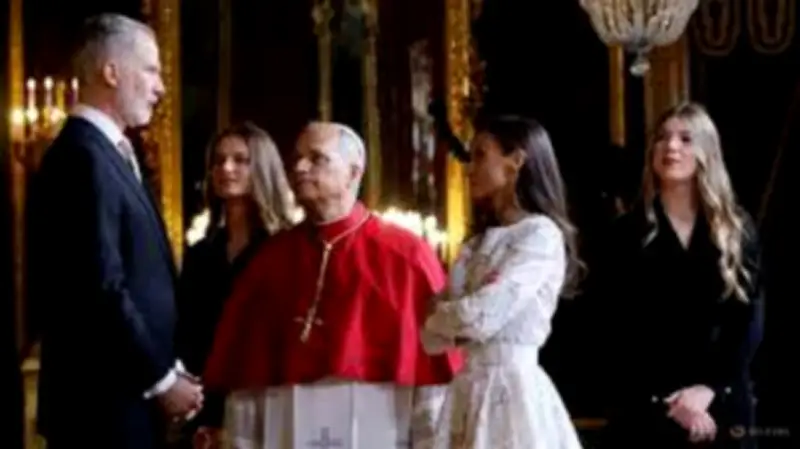 Pope Urges Global Leaders to Stop Dividing Electorates for Popularity