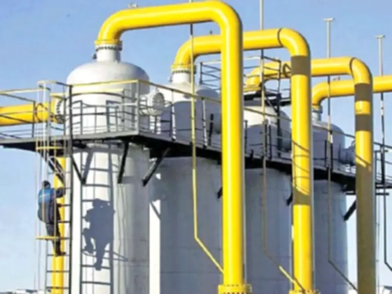 Rs819bn gas sector circular debt: SNGPL seeks extension in Rs50bn loan guarantee