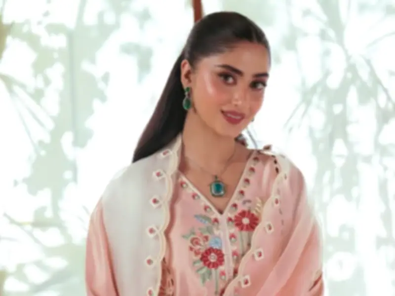 Sajal Aly Overwhelmed with Gratitude After Fans' Emotional Support