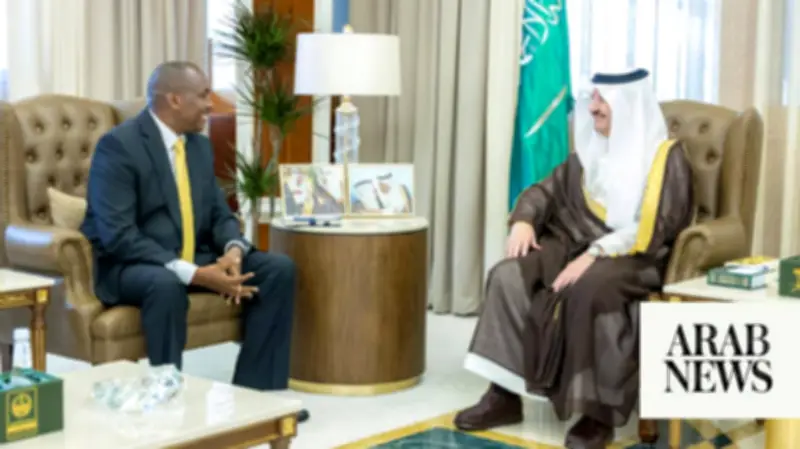 Saudi Ambassador to Lebanon Meets Defense Minister in Beirut