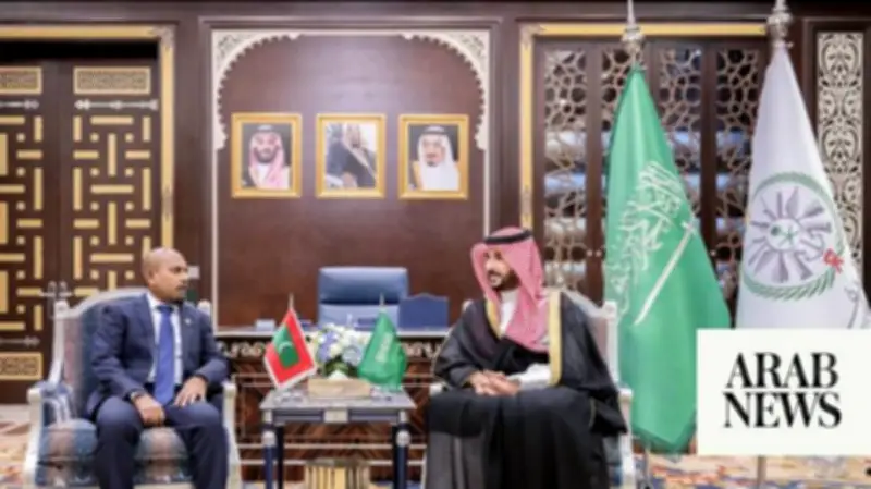 Saudi Defense Minister Meets Maldivian Counterpart in Jeddah