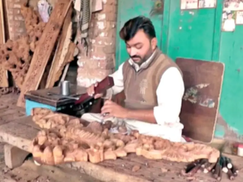 Saudi Investors Eye Pakistan's Handmade Furniture Sector for Joint Ventures