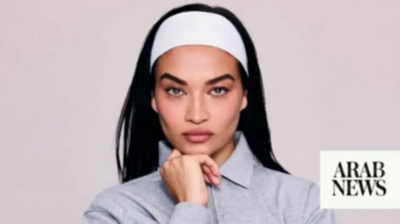 Shanina Shaik Launches Minimalist Activewear Capsule with Canadian Brand 437