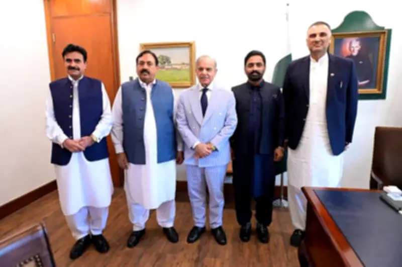 Shehbaz Sharif Lauded by Lawmakers for Global Peace Efforts