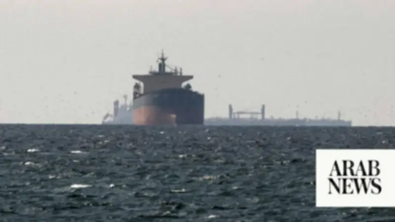 Strait of Hormuz Ship Evacuation Halted After Vessel Attack
