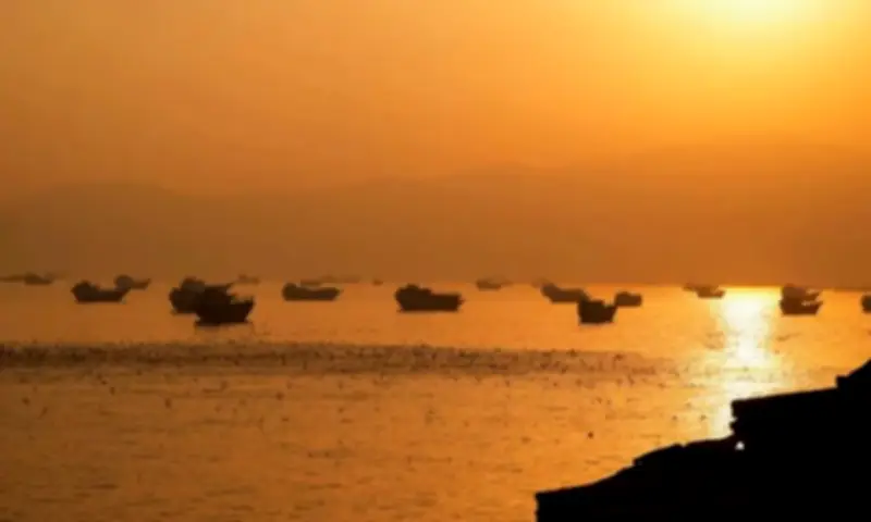 Strait of Hormuz traffic surges but remains at half peacetime levels