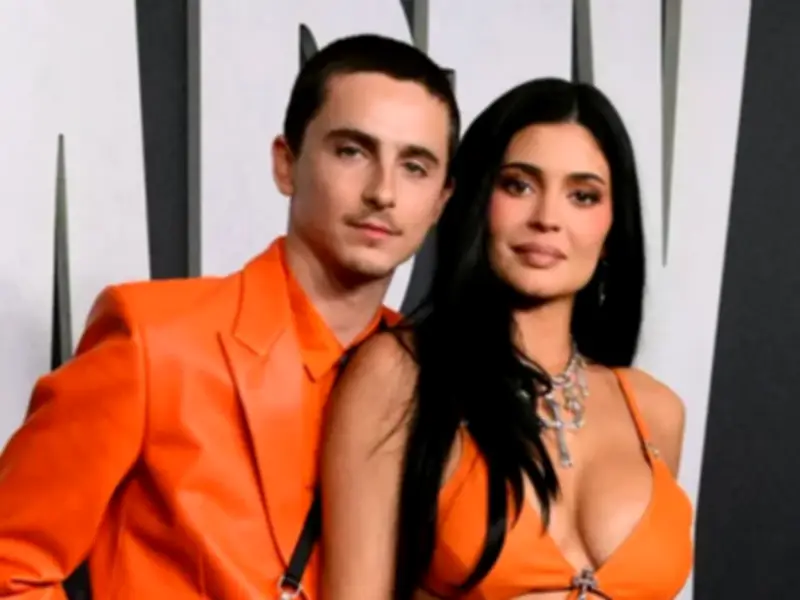 Timothée Chalamet and Kylie Jenner Bike Ride in NYC Before Knicks Parade