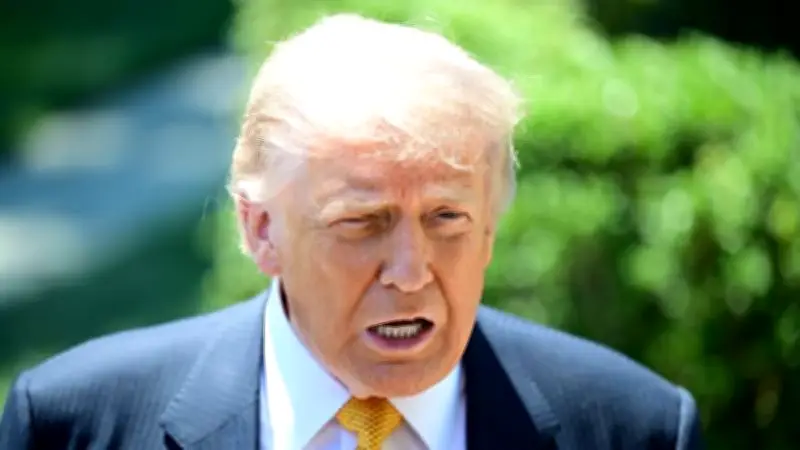 Trump Urges Immediate Halt to Israel-Iran Hostilities
