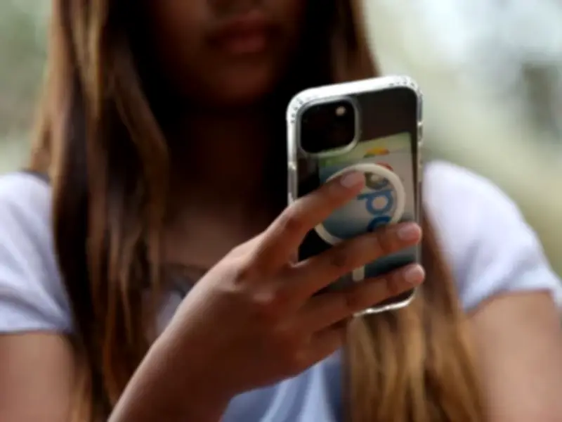 UK PM Starmer Announces Social Media Ban for Under-16s