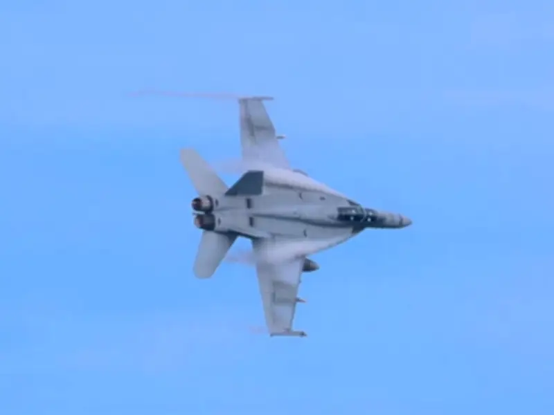 US Pilot Reports 'Jellyfish' Drone Formation Before Ejecting Over Iran