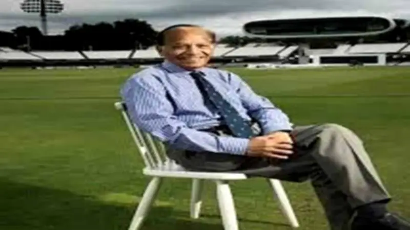 Veteran Sports Journalist Qamar Ahmed Dies at 88 in Karachi