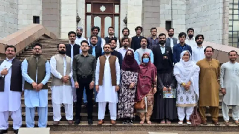 Youth Leadership Parliament IV: Students Tackle Pakistan's Policy Challenges