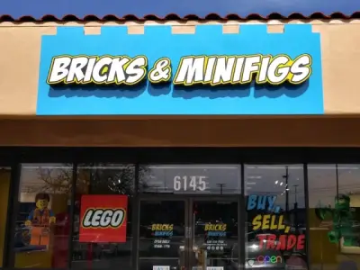 Bricks & Minifigs Denies Seizing GoFundMe Over Lego Dispute