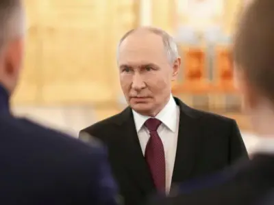Putin Signals Russia Ready for Ukraine Peace Talks Based on Istanbul, Anchorage Accords