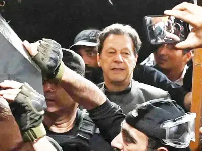 Supreme Court Returns Imran Khan, Bushra Bibi's Appeals in £190m Case