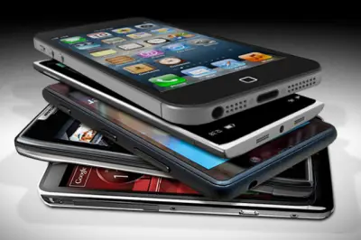 Taliban Bans Smartphones for Civil Servants in Afghanistan