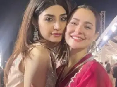Zoya Nasir's Playful Tribute to Hania Aamir's Forbes Honor Goes Viral