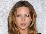 Friends Searched Skid Row for Actress Daveigh Chase Before Her Death