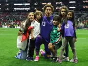 Guillermo Ochoa Bids Emotional Farewell as Mexico Beat Czech Republic 3-0