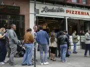 New Yorkers Embrace Long Queues as Social Media Trends Drive Craze