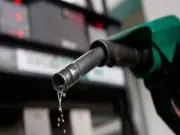 Pakistan Keeps Petrol and Diesel Prices Unchanged for Next Week