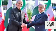 Pakistan says economic projects with Iran depend on sanctions relief