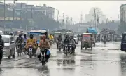 PMD Forecasts Rain, Windstorms in Upper Regions, Hot Elsewhere