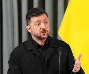 Zelenskiy Discusses Peace with Trump Ahead of G7 Meeting