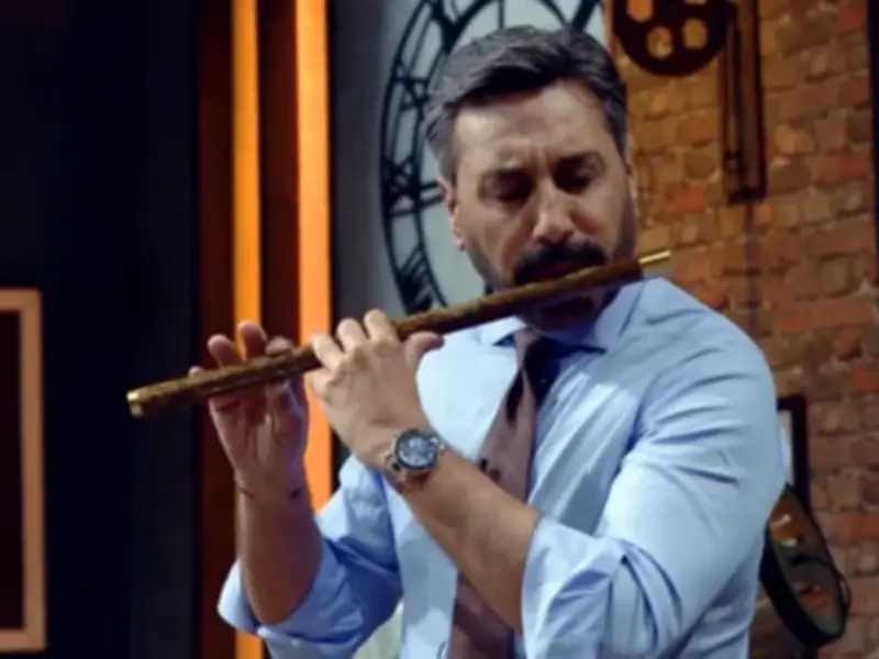 Adnan Siddiqui Flute Mashup: AR Rahman Meets Shankar Jaikishan