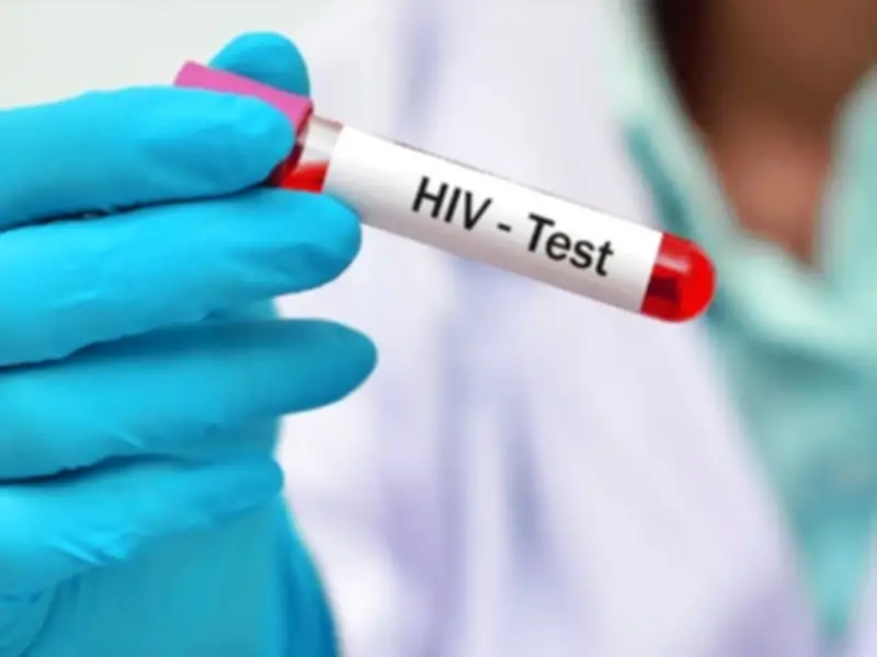 HIV Outbreak at Karachi Hospital: SESSI Suspends Doctors, Issues Show-Cause Notices to 37 Staff