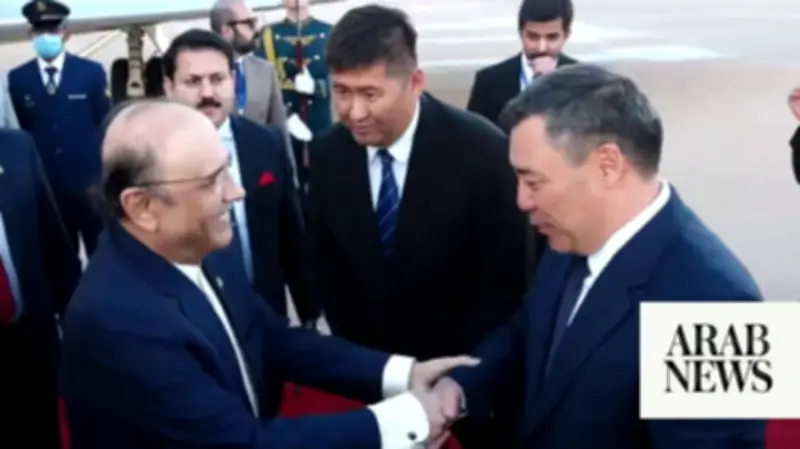 Pakistan president calls for more flights, deeper trade ties with Kyrgyzstan